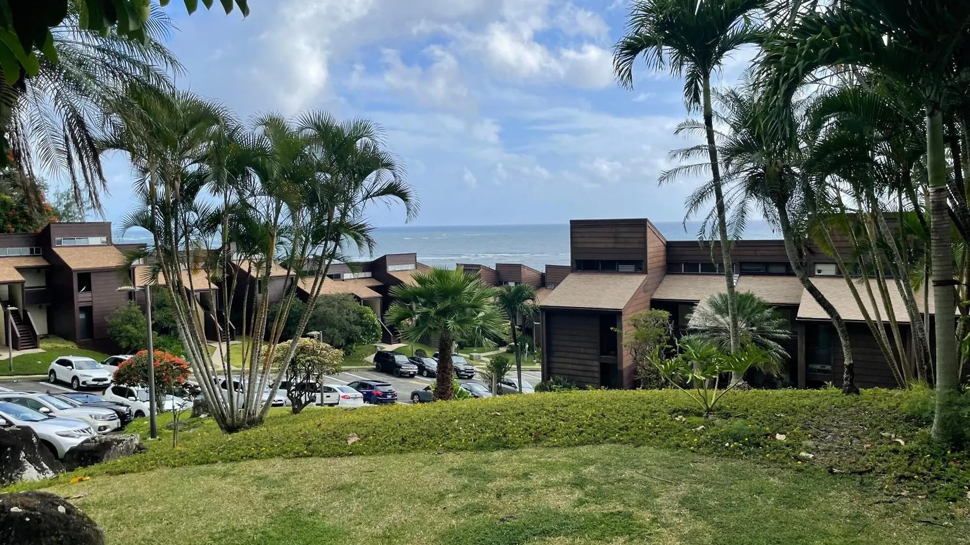 Tatil Evi Oceanview Condo With Loft & Ac Kaaawa